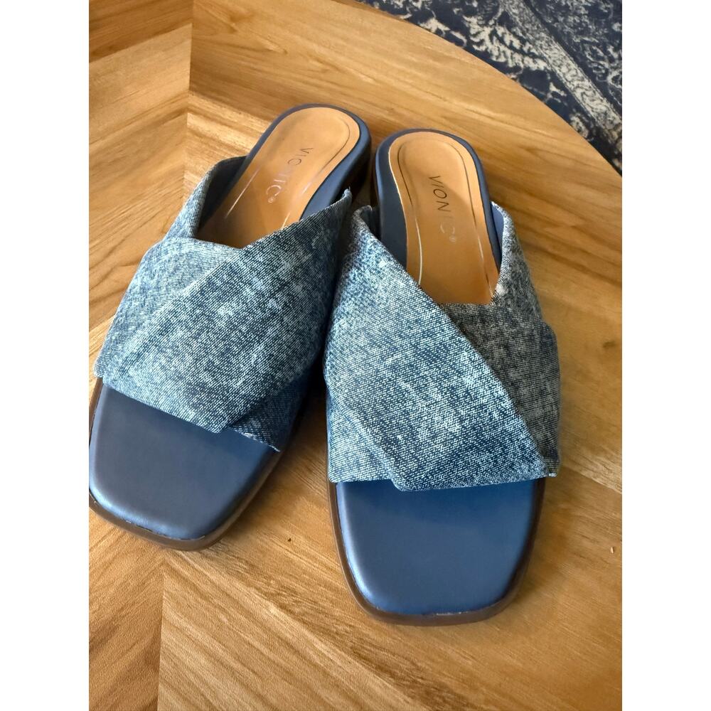 NWOT Vionic Miramar Blue Leather Slip On Slides Sandals SZ. 6